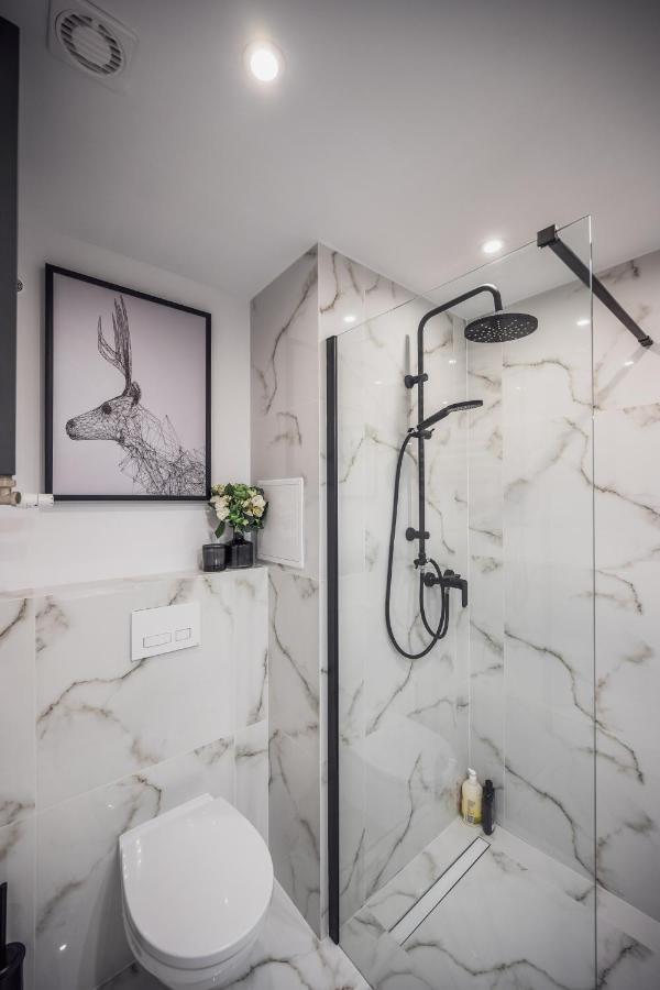브로츠와프 Przytulny Apartament 150 Metrow Od Rynku 아파트 외부 사진