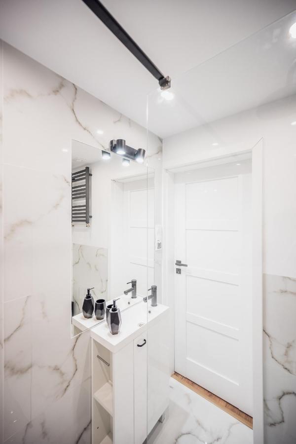 브로츠와프 Przytulny Apartament 150 Metrow Od Rynku 아파트 외부 사진